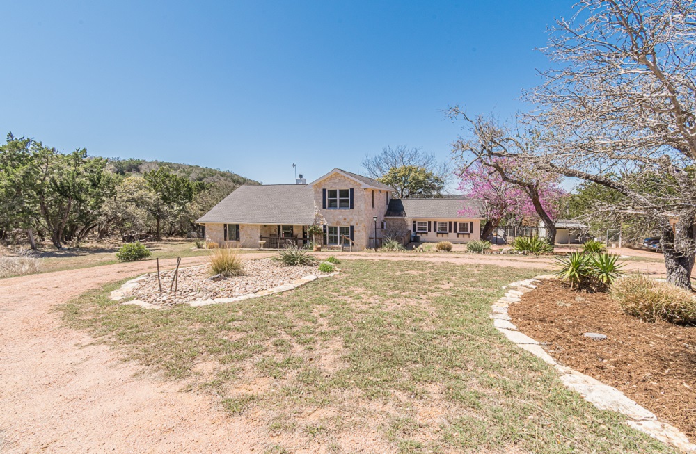 Secluded Stone Retreat with Scenic Views in Fredericksburg, Texas