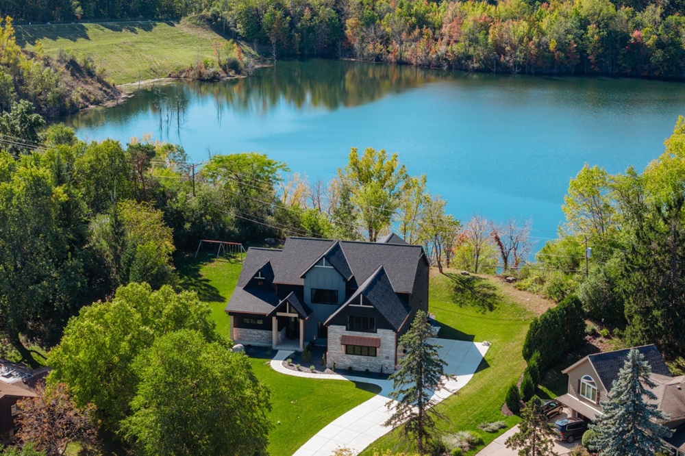 5 Iconic Wisconsin Lakefront Estates and Historic Landmark Living ...
