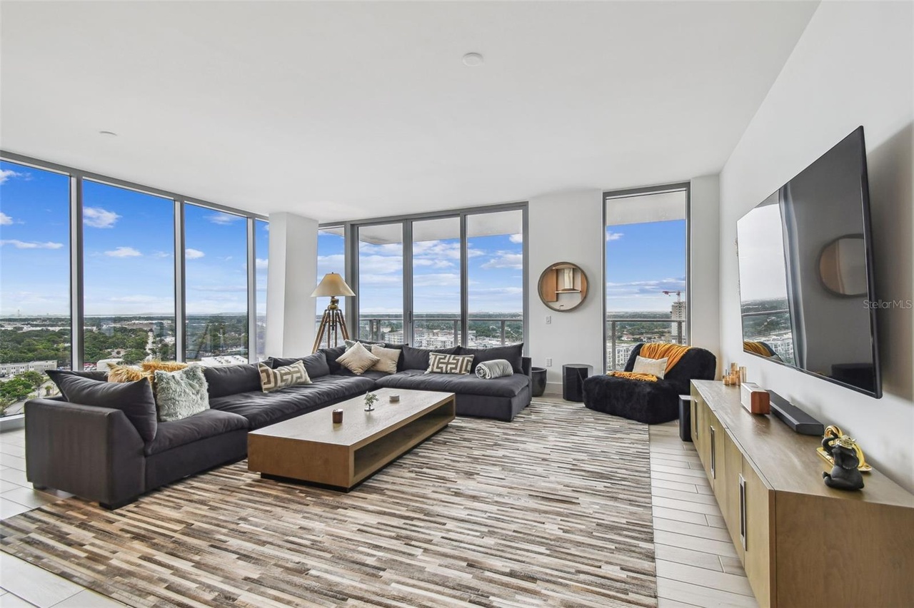 Waterfront High Rises 3 Waterfront High-Rise Residences and an Upgraded Tampa Bay Home ...